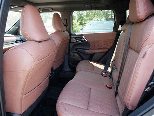 2025 Mitsubishi Outlander SEL 2.5 S-AWC