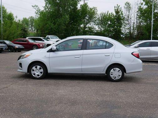 White Diamond 2024 Mitsubishi Mirage G4 ES