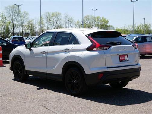 2022 Mitsubishi Eclipse Cross LE