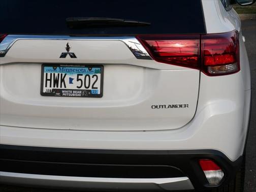 2016 Mitsubishi Outlander ES