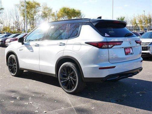 2025 Mitsubishi Outlander PHEV SEL