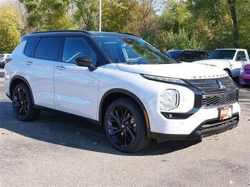 2025 Mitsubishi Outlander PHEV SEL