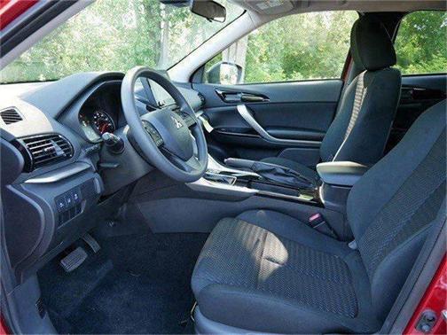 2025 Mitsubishi Eclipse Cross LE