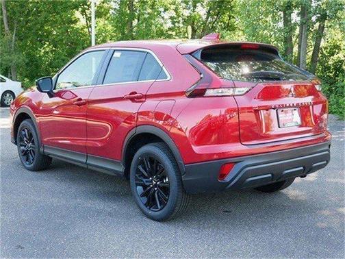 2025 Mitsubishi Eclipse Cross LE
