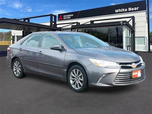 2017 Toyota Camry Hybrid XLE