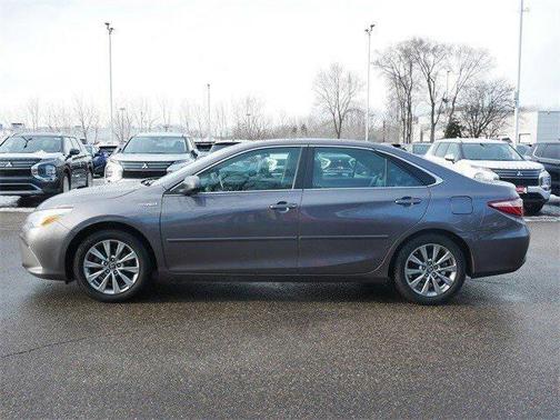 2017 Toyota Camry Hybrid XLE