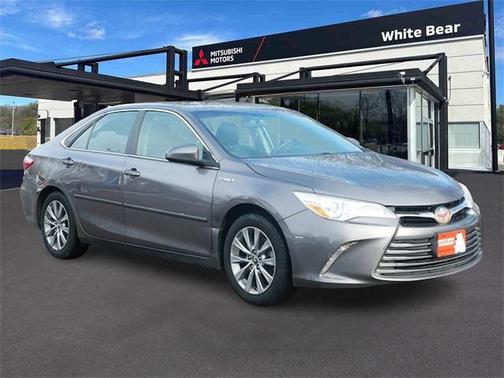 2017 Toyota Camry Hybrid XLE