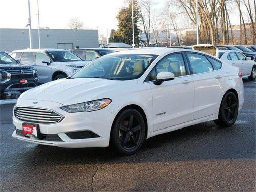 2017 Ford Fusion Hybrid SE