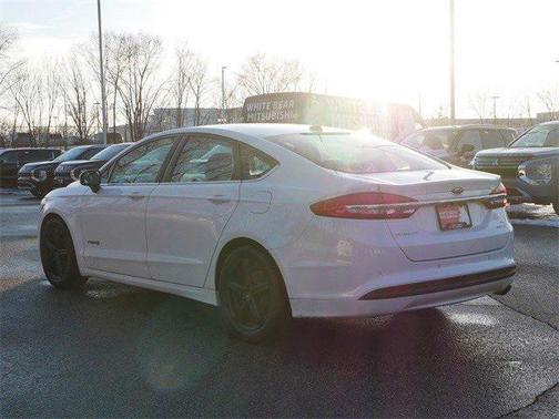 2017 Ford Fusion Hybrid SE