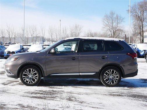 2016 Mitsubishi Outlander SE