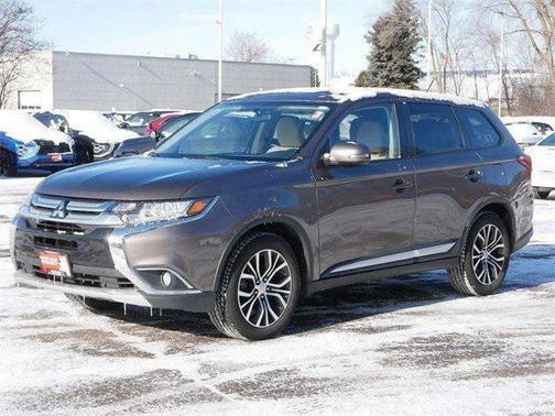 2016 Mitsubishi Outlander SE