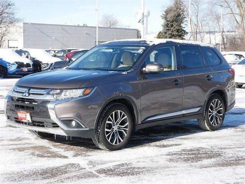 2016 Mitsubishi Outlander SE