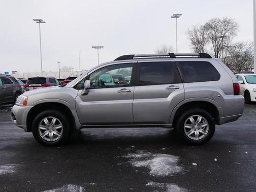 2010 Mitsubishi Endeavor LS