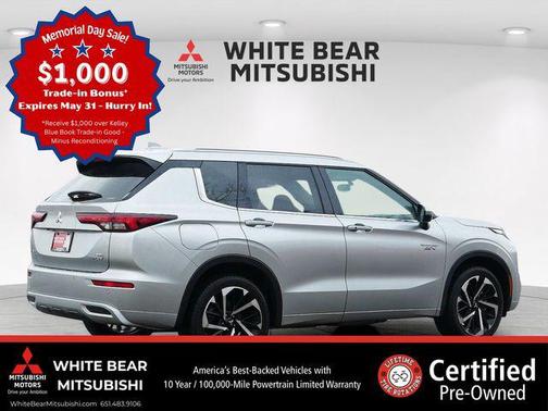 Silver Alloy 2025 Mitsubishi Outlander PHEV SEL