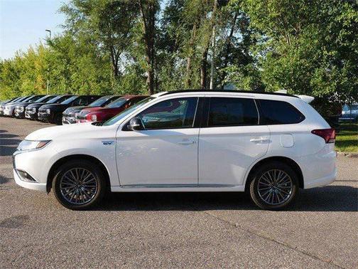 2021 Mitsubishi Outlander PHEV LE