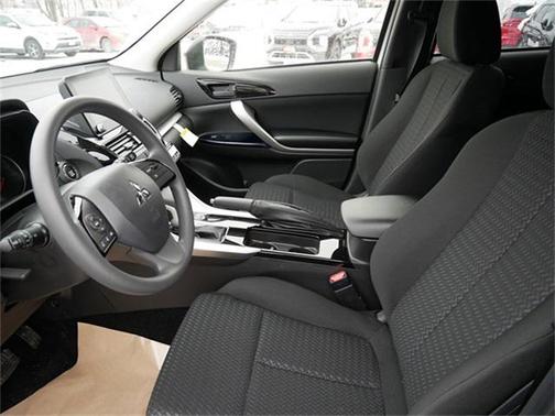 2025 Mitsubishi Eclipse Cross LE