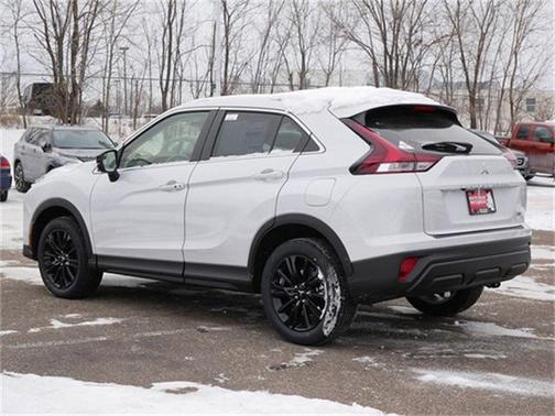 2025 Mitsubishi Eclipse Cross LE