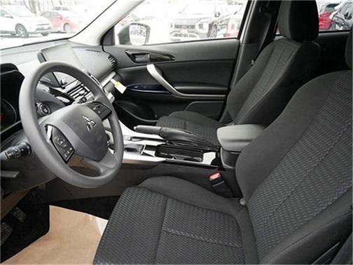 2025 Mitsubishi Eclipse Cross LE