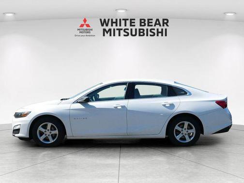 Summit White 2023 Chevrolet Malibu 1LS