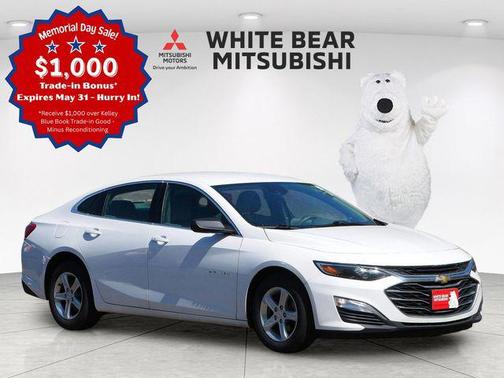 Summit White 2023 Chevrolet Malibu 1LS