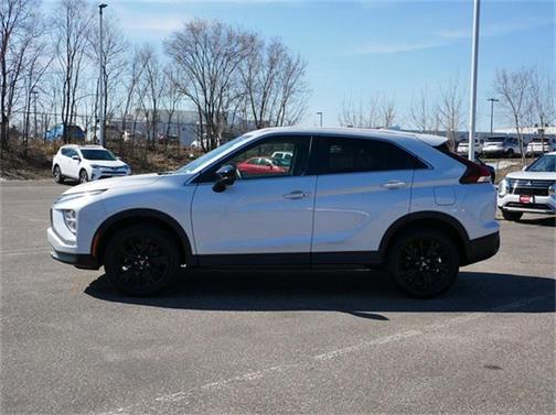 2024 Mitsubishi Eclipse Cross LE