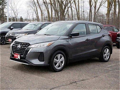 2022 Nissan Kicks S
