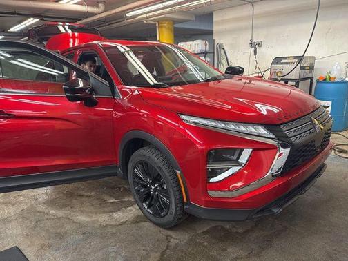 Red Diamond 2022 Mitsubishi Eclipse Cross LE