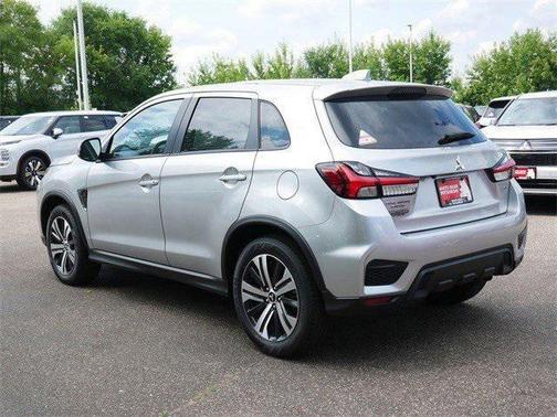 2025 Mitsubishi Outlander Sport SE