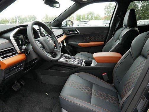 2025 Mitsubishi Outlander PHEV SEL