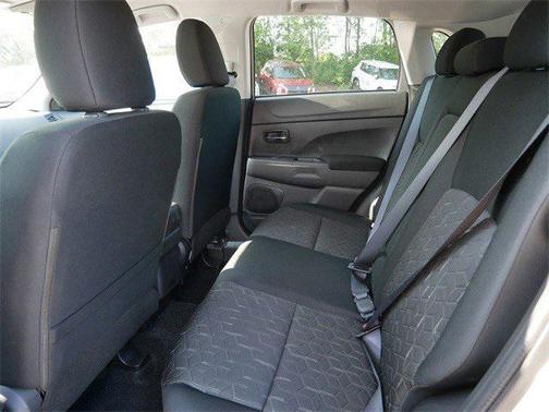 2025 Mitsubishi Outlander Sport 2.0 ES