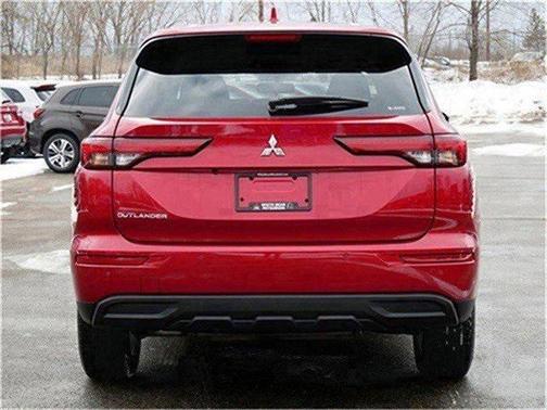 2024 Mitsubishi Outlander ES 2.5 S-AWC