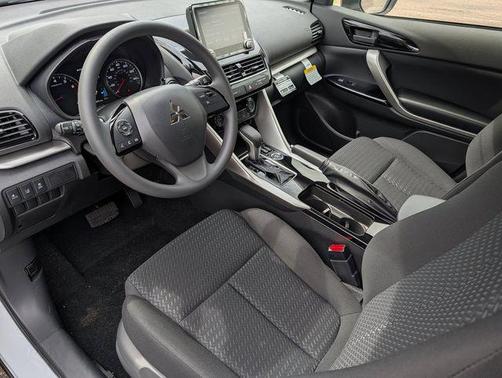 White Diamond 2026 Mitsubishi Eclipse Cross LE