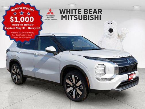 White Diamond 2026 Mitsubishi Outlander SE S-AWC