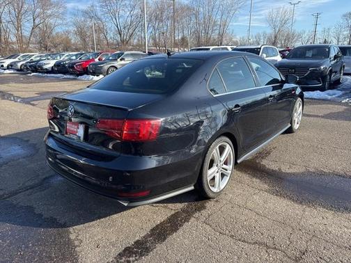 2016 Volkswagen Jetta 2.0T GLI SE