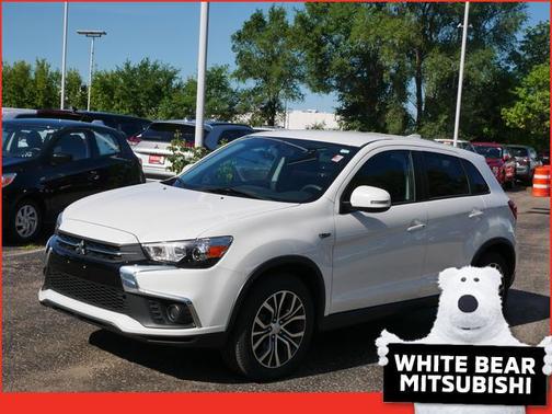 Diamond White Pearl 2018 Mitsubishi Outlander Sport 2.0 ES