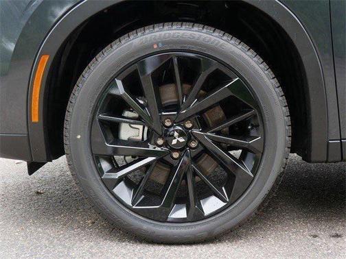 2025 Mitsubishi Outlander PHEV SEL