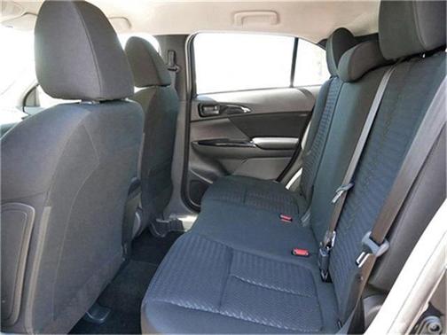 2025 Mitsubishi Eclipse Cross LE