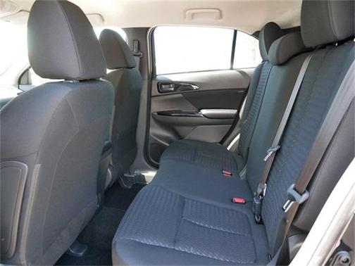 2025 Mitsubishi Eclipse Cross LE