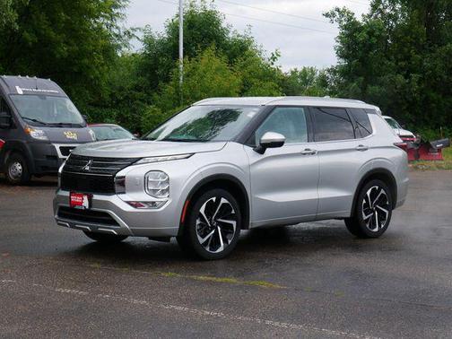 Alloy Silver Metallic 2022 Mitsubishi Outlander SEL S-AWC