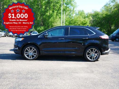 AGATE BLACK METALLIC 2020 Ford Edge Titanium