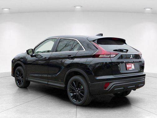 Labrador Black Pearl 2026 Mitsubishi Eclipse Cross LE