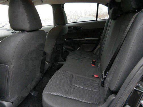 Labrador Black Pearl 2026 Mitsubishi Eclipse Cross LE