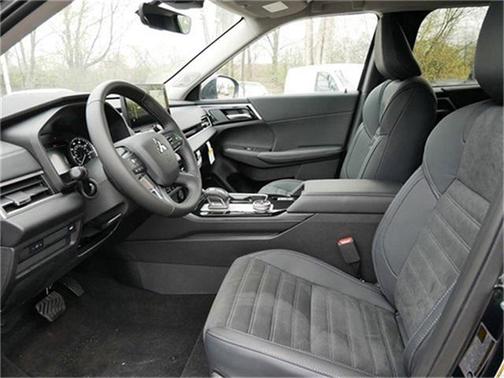 2025 Mitsubishi Outlander SE 2.5 S-AWC