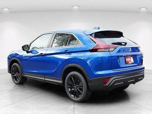 Lightning Blue Metallic 2026 Mitsubishi Eclipse Cross LE
