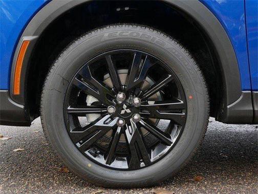 2026 Mitsubishi Eclipse Cross LE