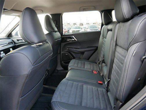 Cosmic Blue Metallic 2026 Mitsubishi Outlander SE 1.5T S-AWC