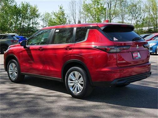 2025 Mitsubishi Outlander ES 2.5 S-AWC
