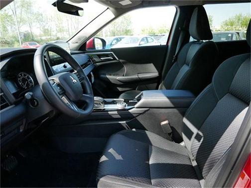 2025 Mitsubishi Outlander ES 2.5 S-AWC