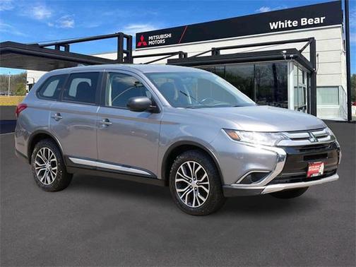 2017 Mitsubishi Outlander ES