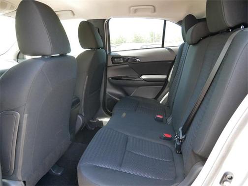 2025 Mitsubishi Eclipse Cross LE